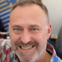 JustinDaviesportrait2019